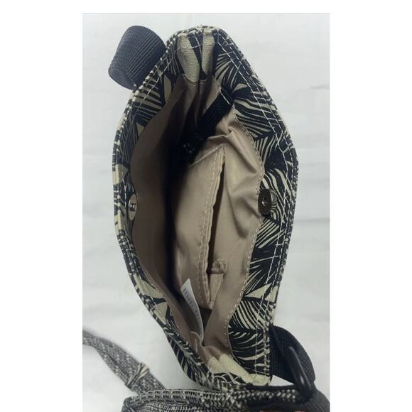 Tignanello Black Leather Backpack Handbag Purse- The Sak Purse - Cavu -Lot Of 3 - Picture 14 of 16